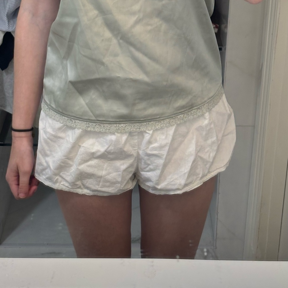 Brandy Melville White Linen Shorts